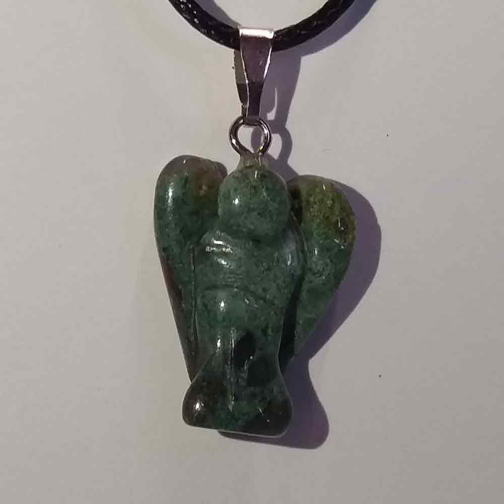 Pendentif ange en pierre naturelle - Association Médiumnité & Magnétisme